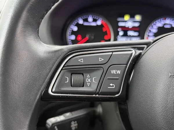 Audi Q2 35 TFSI Aut. Business Edition Navi