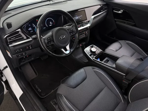 Photo 9 of 29 of KNACC81GFM5093437 Kia e-Niro DynamicPlusLine 64 kWh