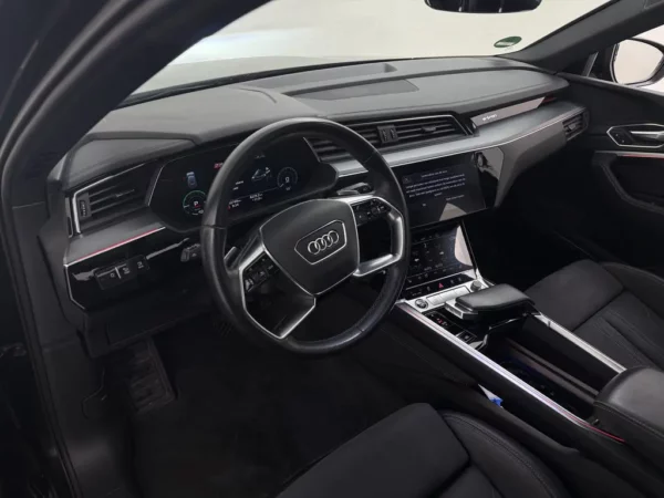 Audi Q8 e-tron 50 quattro Advanced Edition
