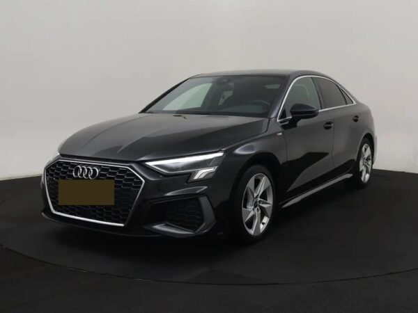 Audi A3 Limousine 30 TFSI Aut.