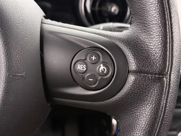 MINI Cabrio 1.6 Cooper Businessline