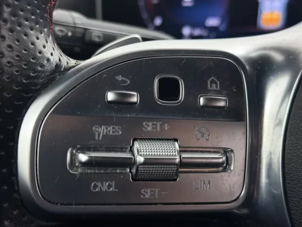 Mercedes-Benz A-Klasse 250 e Business Solution AMG Limited