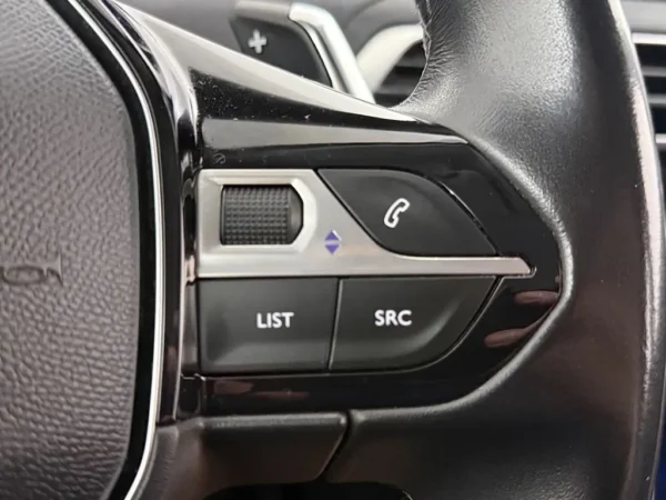Photo 10 of 26 of VF3MRHNSRJL073812 Peugeot 5008 1.2 PureTech AUT. Allure 7p.