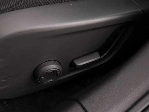 Photo 10 of 27 of LPSVSECEKNL057293 Polestar 2 Standard Range Single Motor 63kWh