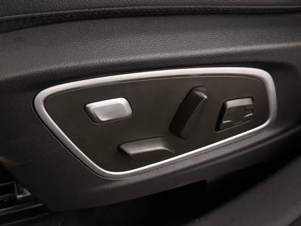 Renault Espace E-Tech full hybrid 200 techno 7p.