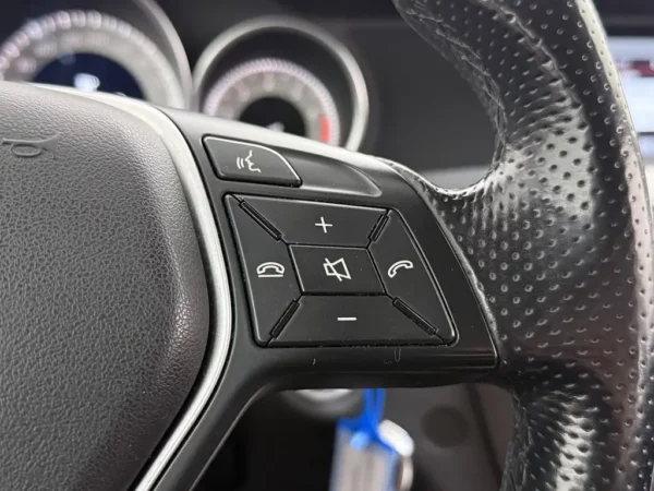 Mercedes-Benz C-Klasse Estate 180 AUT. Ambition Avantgarde Bi-Xenon
