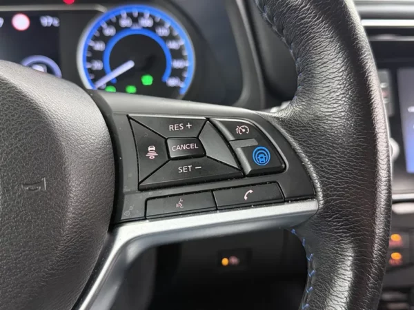 Photo 11 of 25 of SJNFAAZE1U0056906 Nissan Leaf Tekna 40 kWh