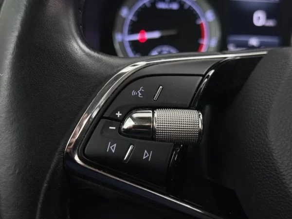 Skoda Karoq 1.0 TSI Business Edition
