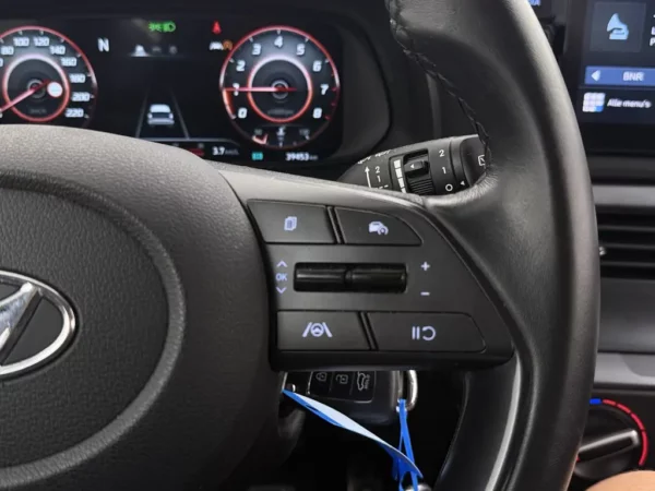 Photo 11 of 26 of NLHBN81GANZ069807 Hyundai Bayon 1.0 T-GDI Comfort