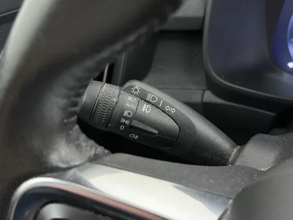 Photo 11 of 26 of YV1XZL4VDM2604177 Volvo XC40 1.5 T2 AUT. Momentum Core LED
