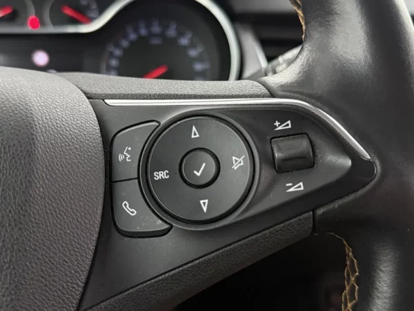 Opel Crossland X 1.2 Turbo Innovation