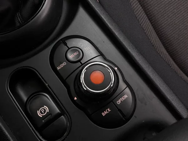 MINI Clubman 1.5 One Chili