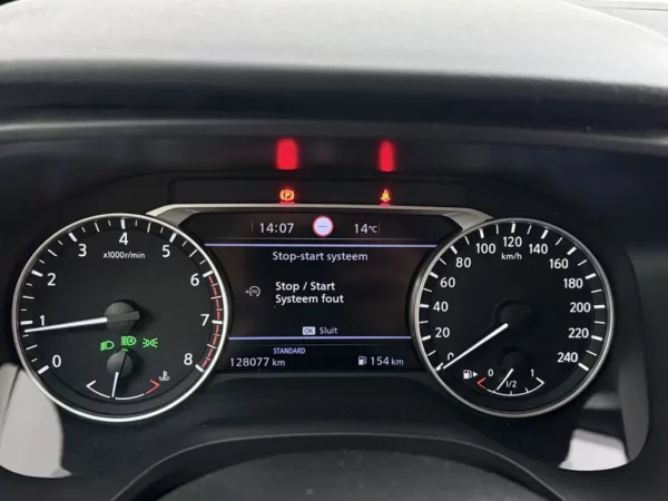 Photo 12 of 23 of SJNTAAJ12U1032327 Nissan QASHQAI 1.3 MHEV Acenta LED