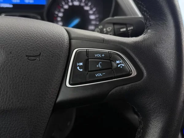 Photo 12 of 25 of WF0VXXGCEVHR85368 Ford C-MAX 1.5 Titanium