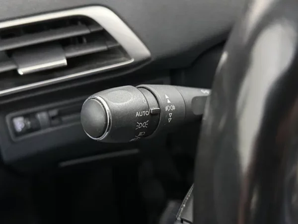 Peugeot 3008 1.2 PureTech Blue Lease Premium Navi