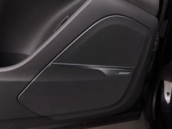 Photo 12 of 31 of WAUZZZ4M5HD026738 Audi Q7 3.0 TDI e-tron quattro Sport LED-Matrix