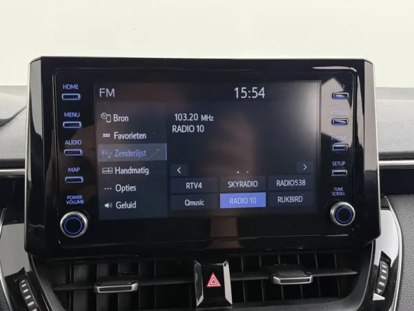 Toyota Corolla Touring Sports 1.8 Hybrid Business