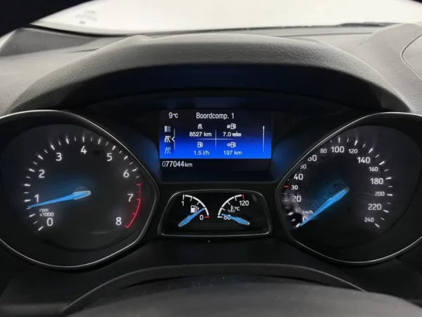 Photo 13 of 25 of WF0VXXGCEVHR85368 Ford C-MAX 1.5 Titanium