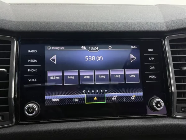 Photo 13 of 27 of TMBJB9NS0M8040020 Skoda Kodiaq 1.5 TSI Aut. Business Edition Pano