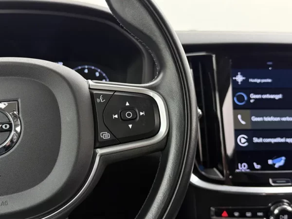 Volvo V60 2.0 B3 Momentum Business