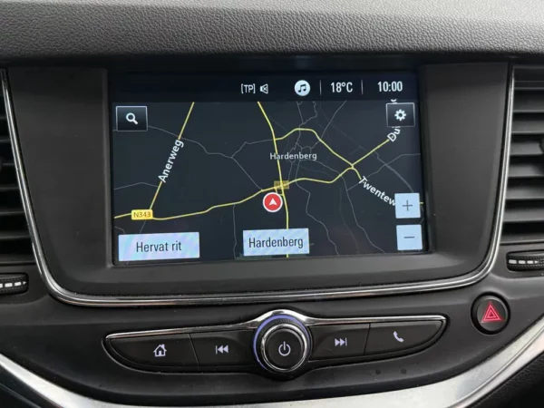 Opel Astra 1.2 Business Elegance LED