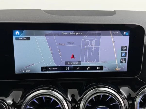 Mercedes-Benz B-Klasse 180 Aut. Launch Edition Premium Plus AMG