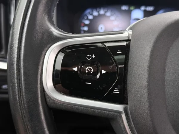 Volvo V90 2.0 T8 AWD Inscription (5-drs