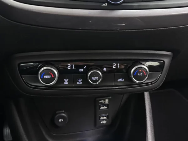 Opel Crossland X 1.2 Turbo AUT. Innovation Navi