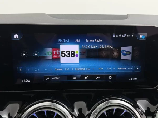 Mercedes-Benz B-Klasse 180 Aut. Launch Edition Premium Plus AMG