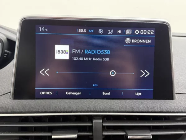 Peugeot 3008 1.2 PureTech Blue Lease Premium Navi