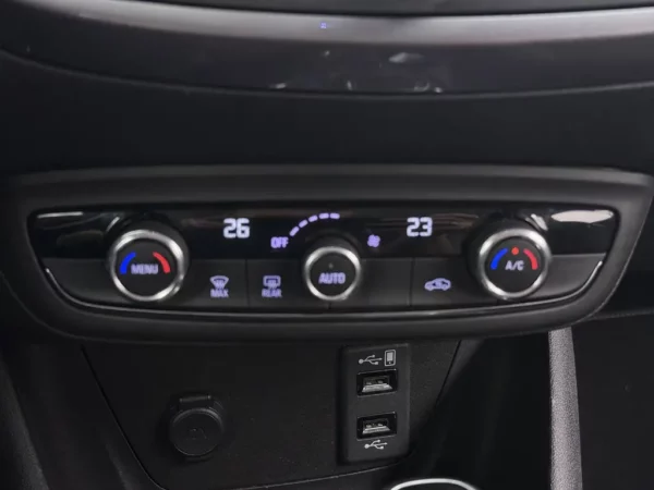 Opel Crossland X 1.2 Turbo AUT. Innovation 136Pk !!