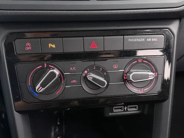 Volkswagen T-Cross 1.0 TSI Life