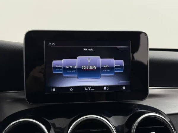 Mercedes-Benz C-Klasse 180 AUT. Premium