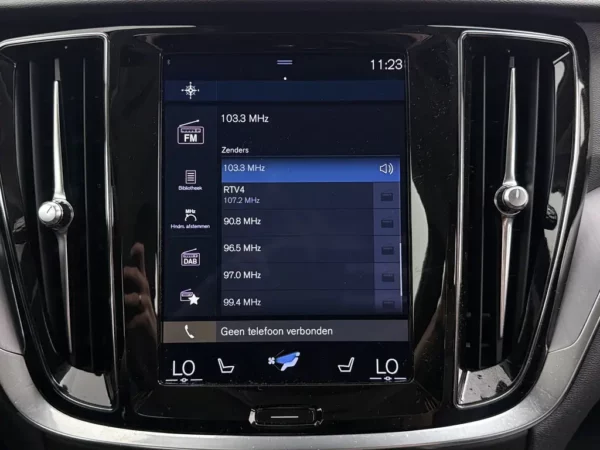 Volvo V60 2.0 B3 Momentum Business