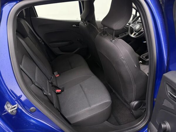 Photo 17 of 21 of VF1RJA00571590094 Renault Clio 1.0 TCe 90 Equilibre