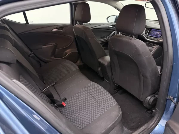 Opel Astra 1.0 Online Edition LED