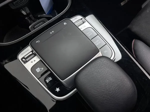 Mercedes-Benz A-Klasse 250 e Business Solution AMG Limited