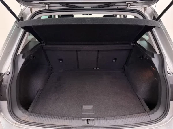 Photo 17 of 23 of WVGZZZ5NZHW862496 Volkswagen Tiguan 1.4 TSI DSG Comfortline