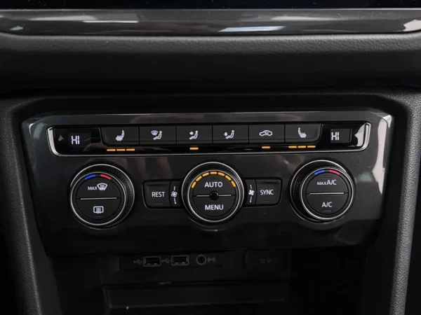 Volkswagen Tiguan 1.5 TSI DSG Highline Business R-Line