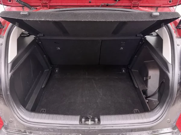 Photo 17 of 26 of NLHBN81GANZ069807 Hyundai Bayon 1.0 T-GDI Comfort