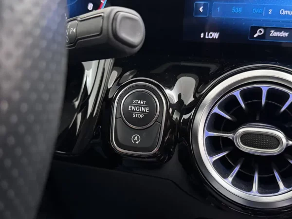 Mercedes-Benz B-Klasse 180 Aut. Launch Edition Premium Plus AMG