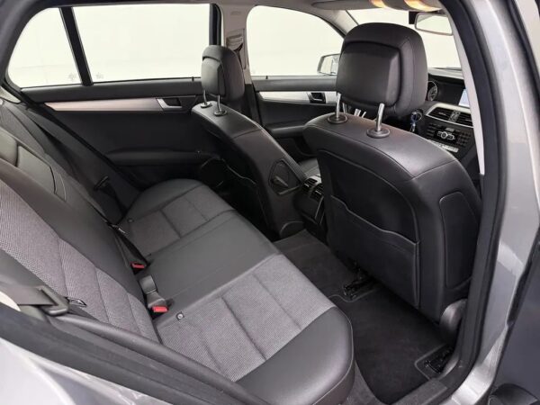 Mercedes-Benz C-Klasse Estate 180 AUT. Ambition Avantgarde Bi-Xenon
