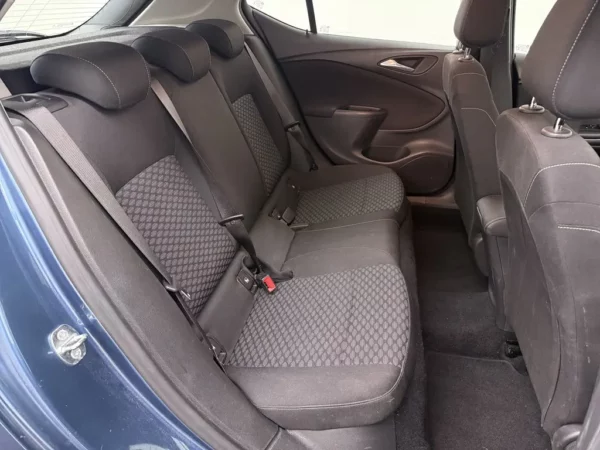 Opel Astra 1.0 Online Edition LED