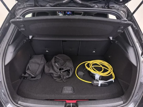 Mercedes-Benz A-Klasse 250 e Business Solution AMG Limited