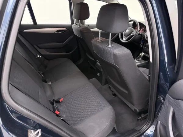 Photo 18 of 23 of WBAVL91080VT84125 BMW X1 sDrive20i Aut Limited Series