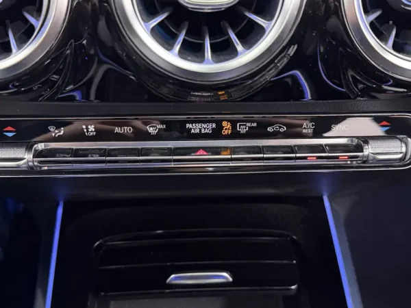 Mercedes-Benz B-Klasse 180 Aut. Launch Edition Premium Plus AMG