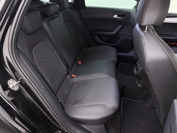 SEAT Leon Sportstourer 1.5 eTSI Aut. FR Business VC