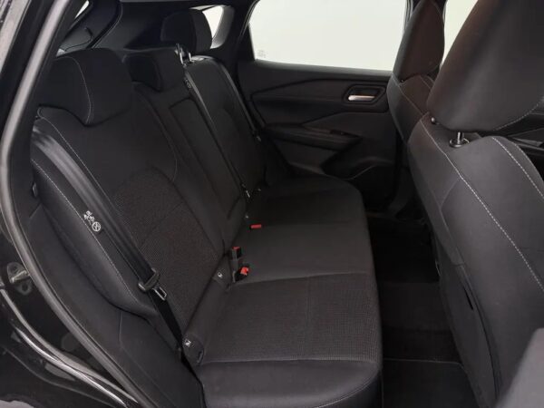 Photo 19 of 23 of SJNTAAJ12U1032327 Nissan QASHQAI 1.3 MHEV Acenta LED