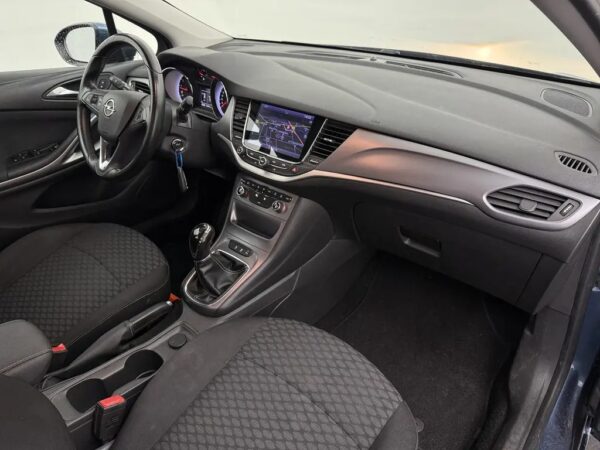 Opel Astra 1.0 Online Edition LED