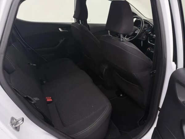 Photo 19 of 23 of WF0JXXGAHJNB64719 Ford Fiesta 1.0 EcoBoost Hybrid Titanium